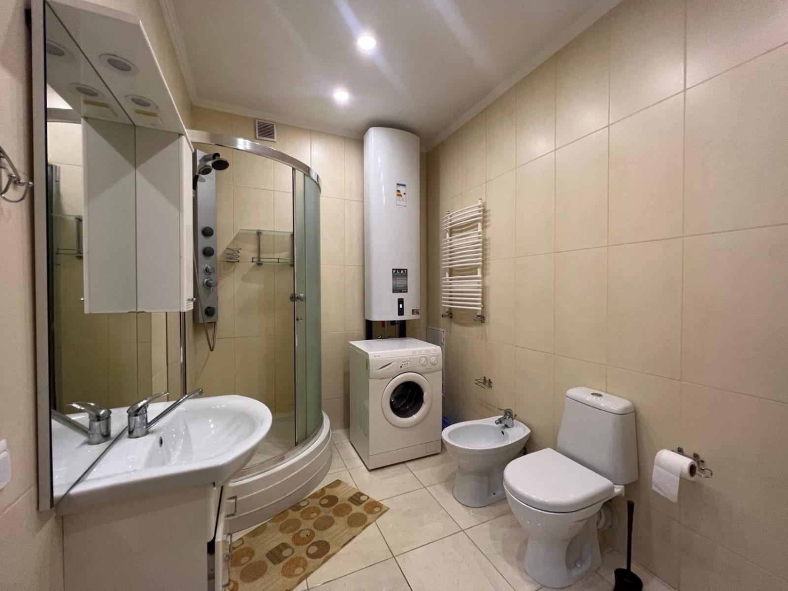 Apartment On Baseinaya Street 13 キエフ エクステリア 写真