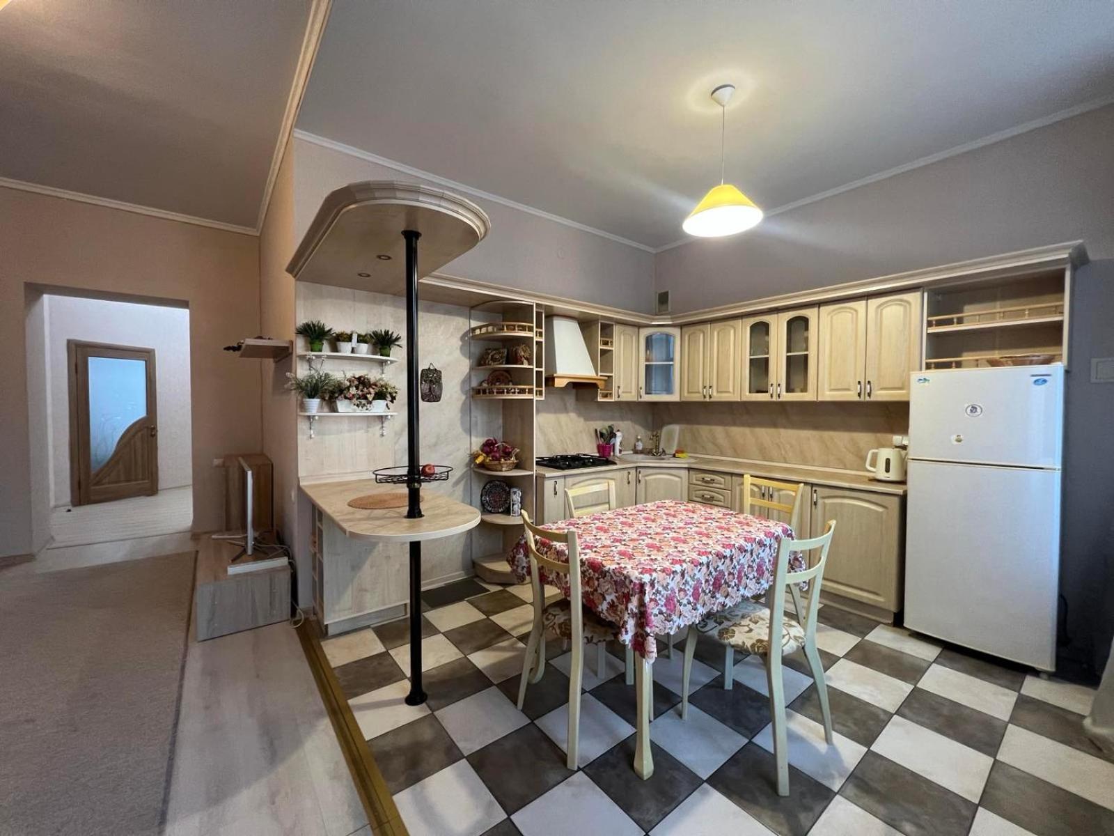 Apartment On Baseinaya Street 13 キエフ エクステリア 写真