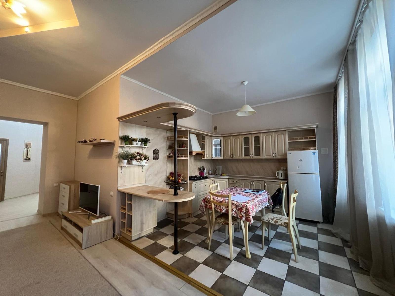Apartment On Baseinaya Street 13 キエフ エクステリア 写真